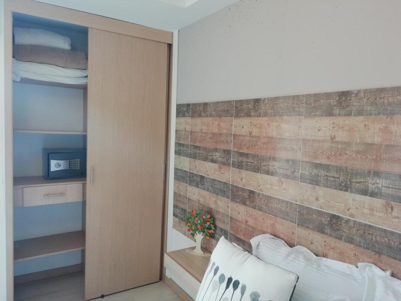 Apartasuite Laureles Cmc Медельїн Екстер'єр фото
